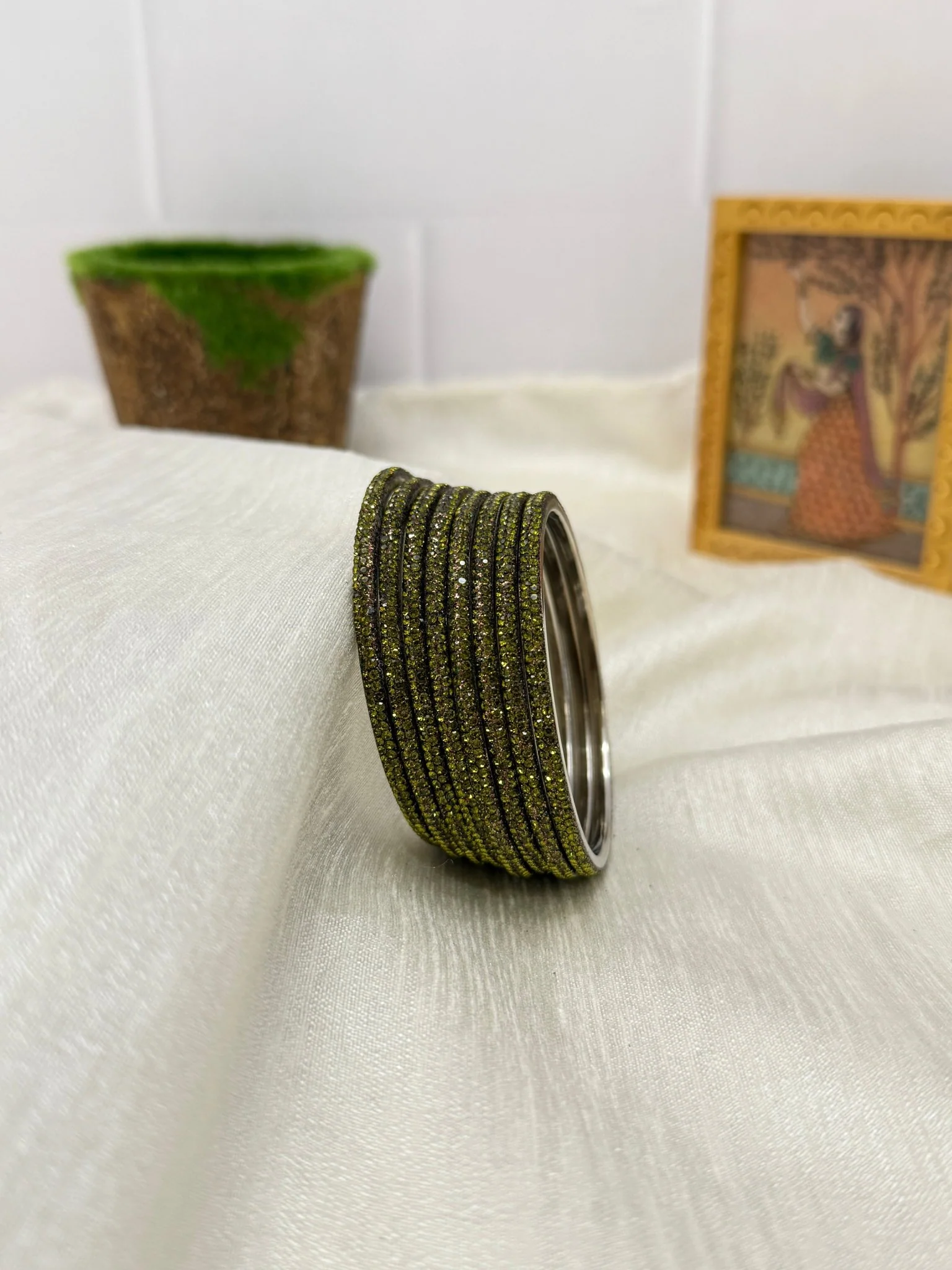 Luxurious Metal Bangle Design 005 (24 Colours) - Image 4